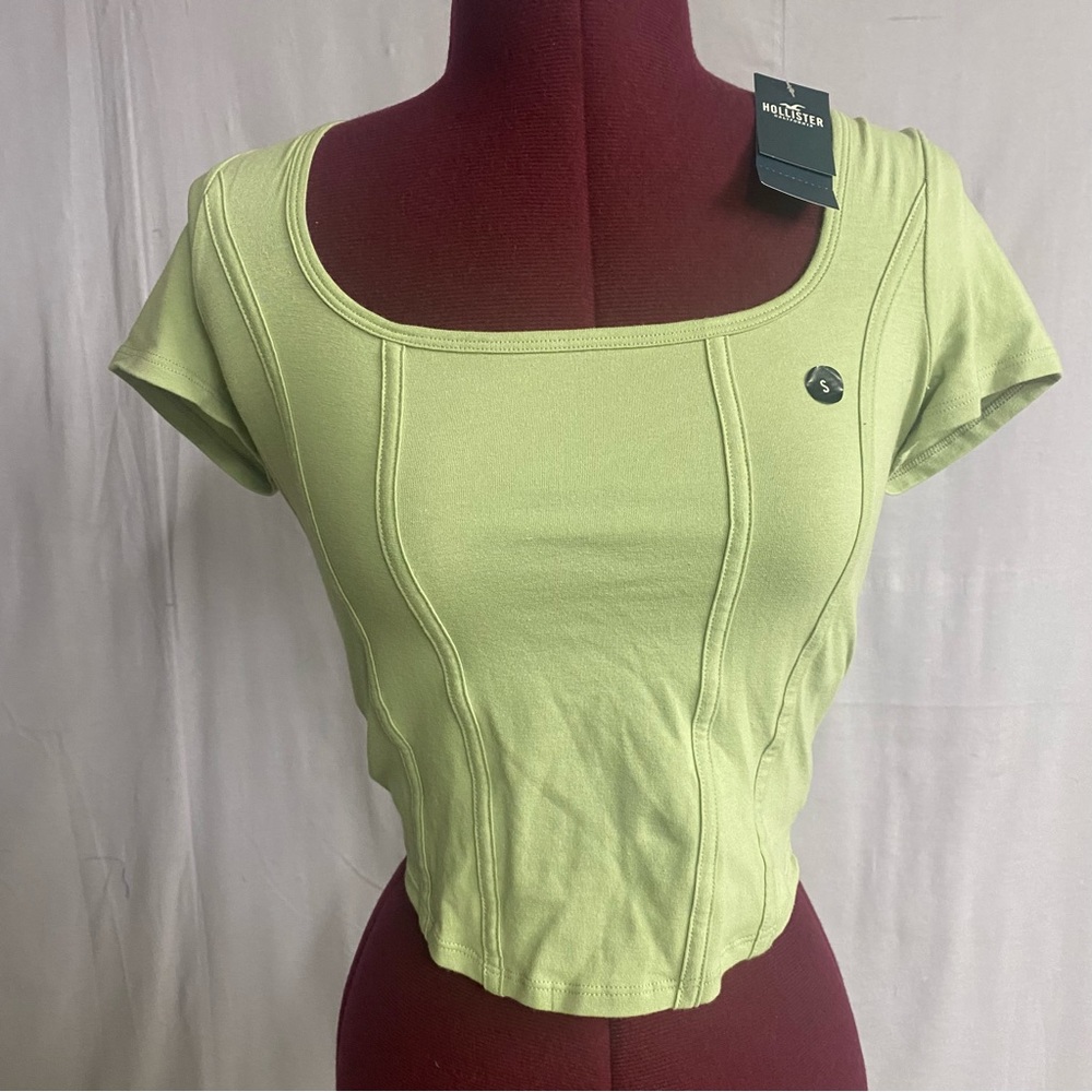 NWT Small light green Hollister baby tee